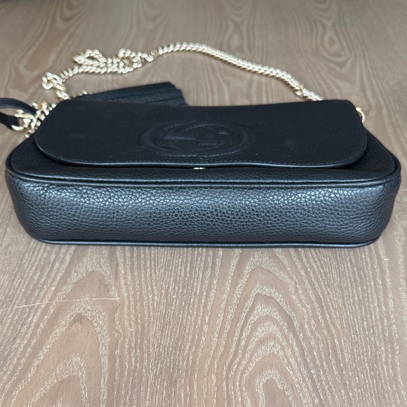 Gucci Pebbled Calfskin Medium Soho Flap Crossbody Black - Picture 8 of 13